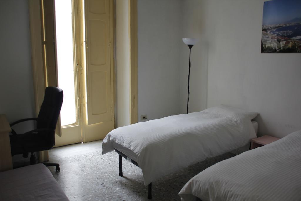 Youthhome B&B Neapel Rum bild